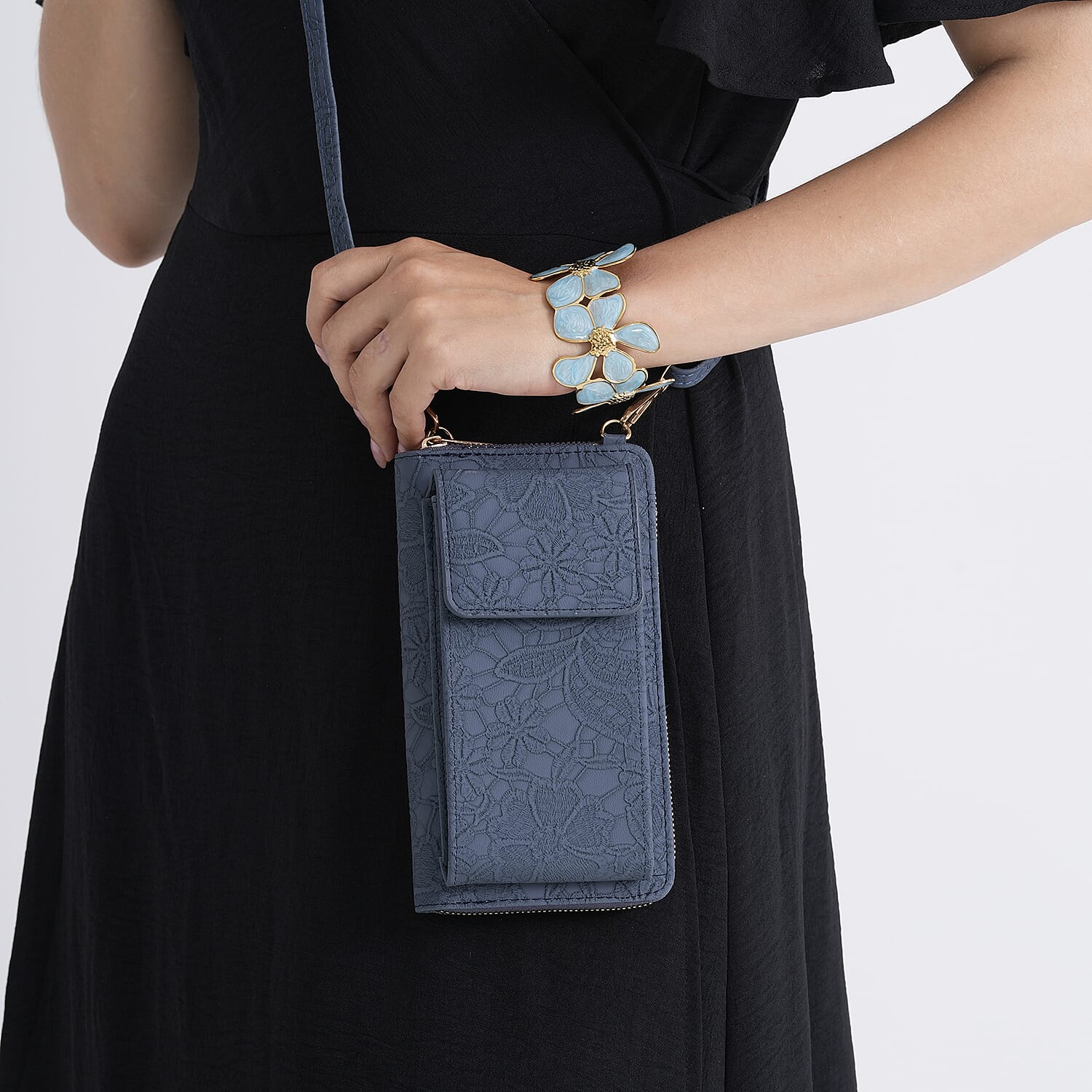 "Brand- LA MAREY                                                                                              style--set of  2- crosbody bag -bracelet Color-Blue Size-Profile-  cross body bag with RFI