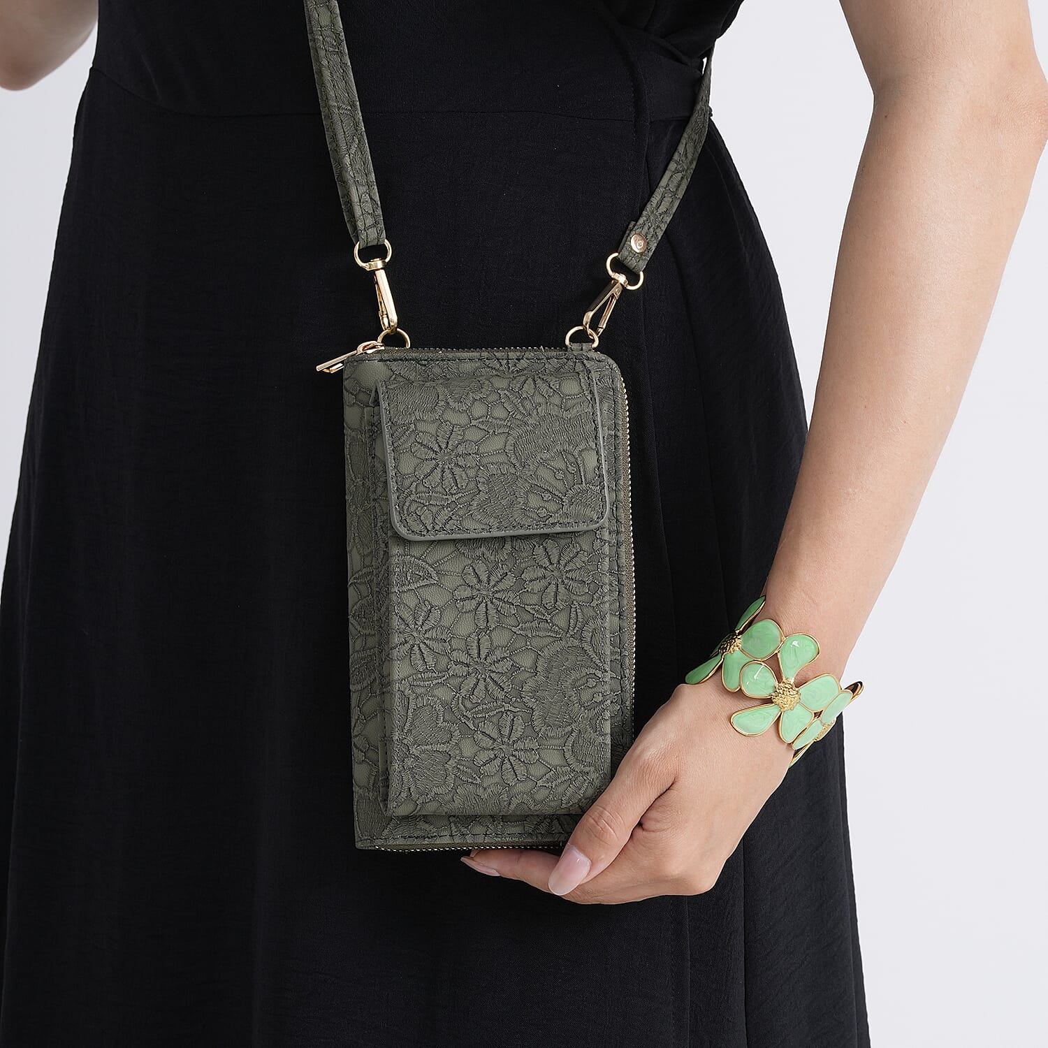 "Brand- LA MAREY                                                                                              style--set of  2- crosbody bag -bracelet Color-Green Size-Profile-  cross body bag with RF