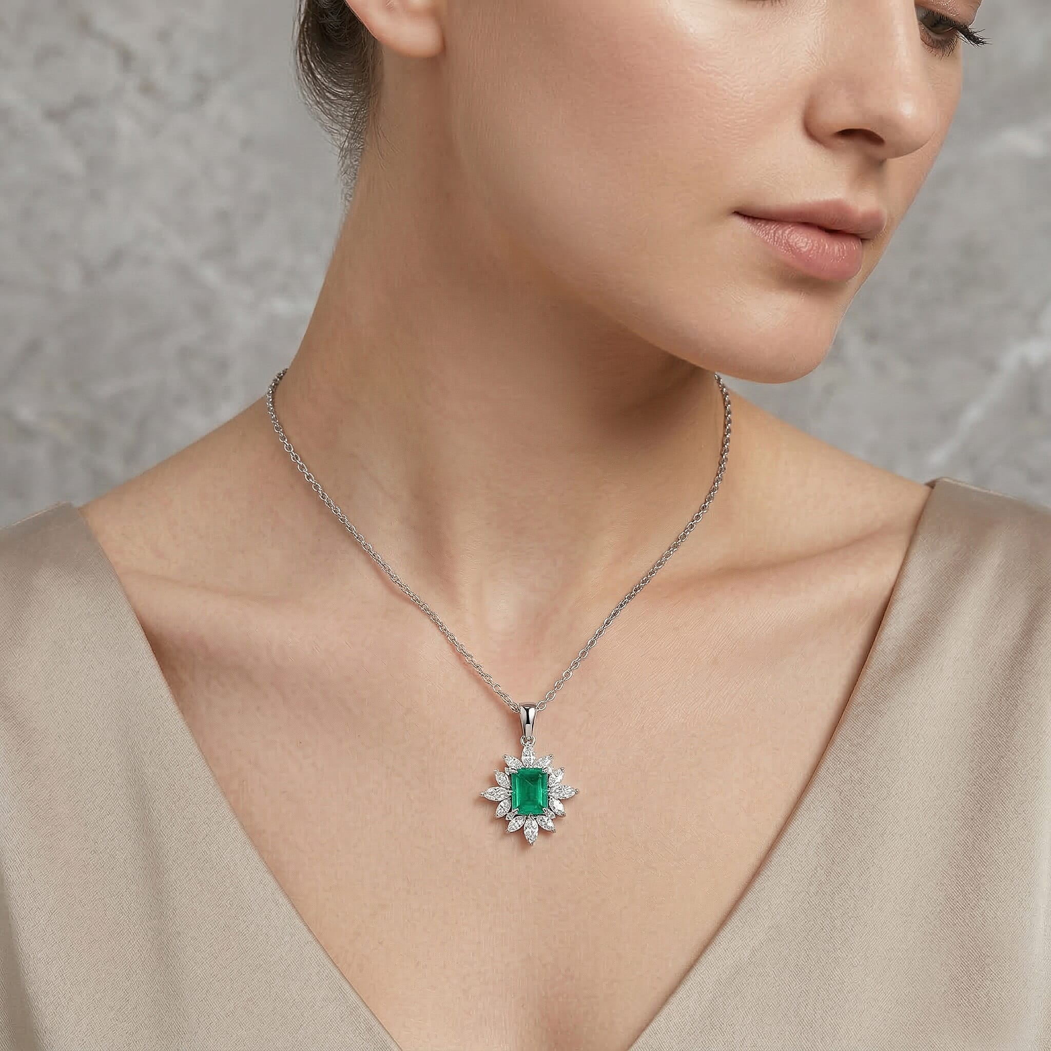 D'Joy Emeraldine Triplet Quartz & White Topaz Halo Pendant with Chain (Size 20) in Rhodium Overlay Sterling Silver 3.38 Ct
