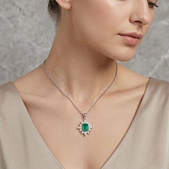 https://tjcuk.sirv.com/Products/44/6/4461585/D-Joy-Emeraldine-Triplet-Quartz-White-Topaz-Halo-Pendant-with-Chain-Si_4461585_1.jpg?w=342&h=342