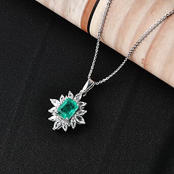 https://tjcuk.sirv.com/Products/44/6/4461585/D-Joy-Emeraldine-Triplet-Quartz-White-Topaz-Halo-Pendant-with-Chain-Si_4461585_2.jpg?w=342&h=342