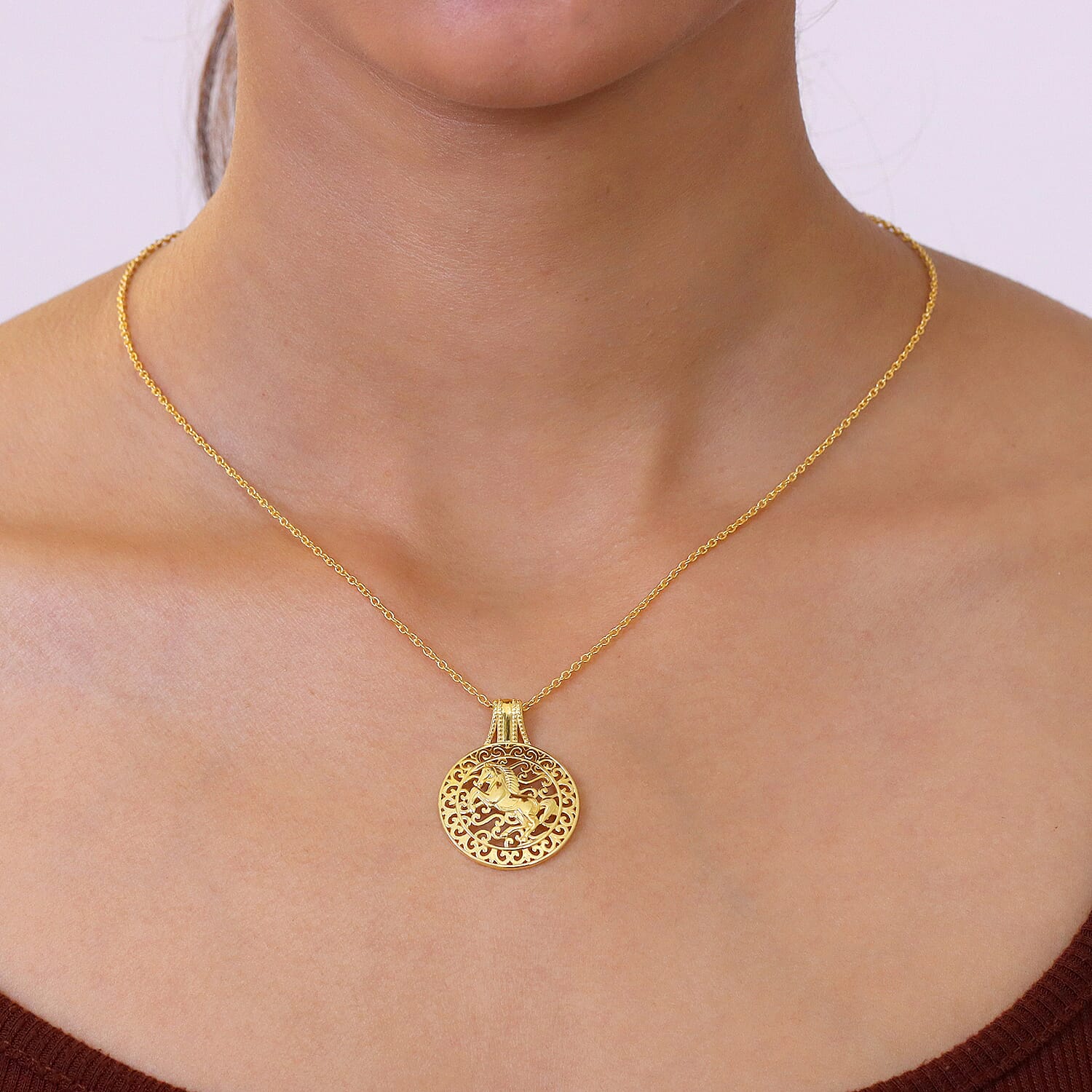 Pendant in Yellow Gold Plated Sterling Silver with Chain (Size 20)