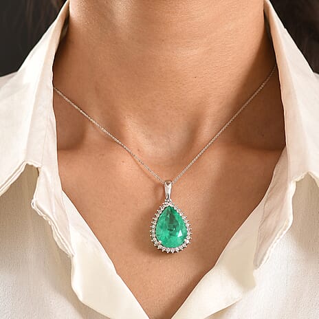 D'Joy Emeraldine Triplet Quartz & White Zircon Halo Pendant with Chain (Size 20) in Rhodium Overlay Sterling Silver 21.65 Ct