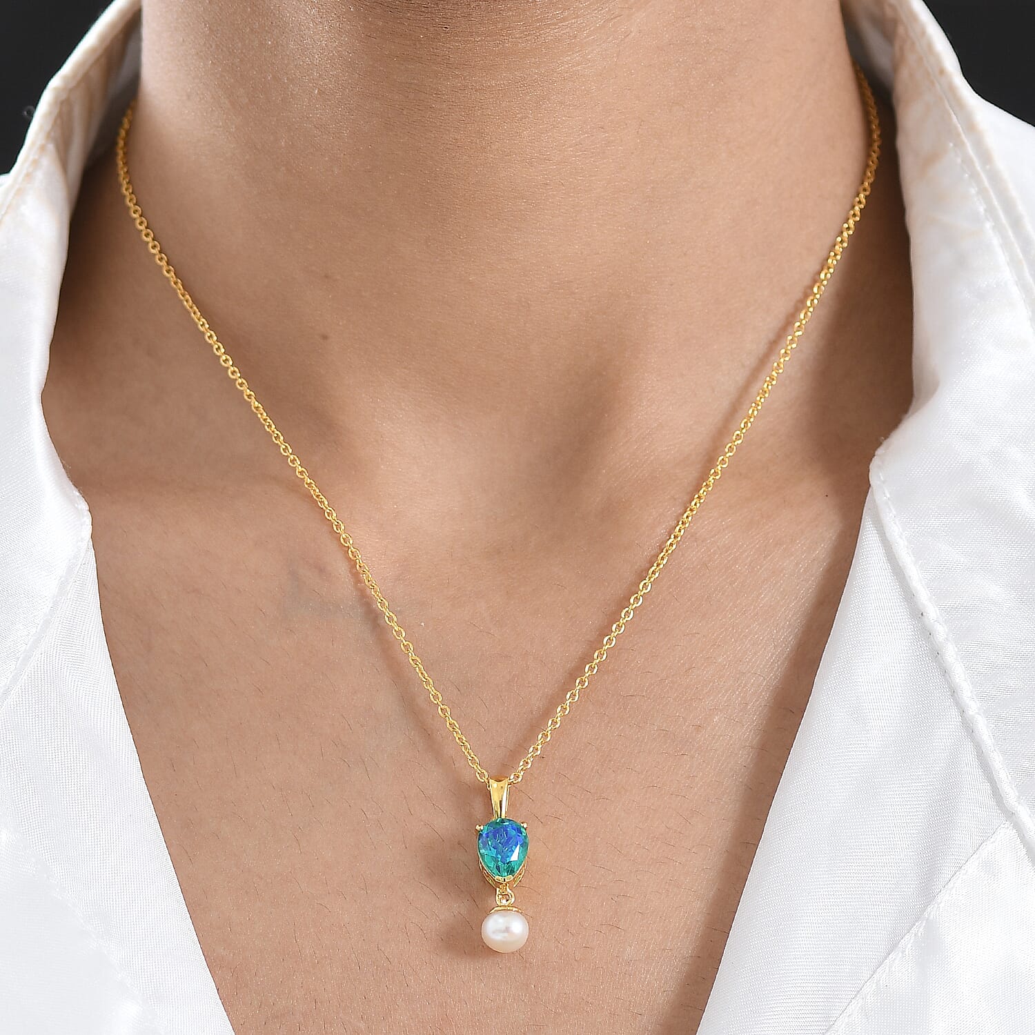 D'Joy - Peacock Triplet Quartz & Fresh Water Pearl Pendant in Yellow Gold Plated Sterling Silver with Chain (Size 20) 5.20 Ct.