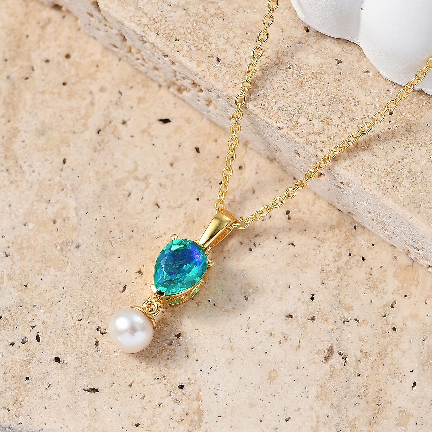 D'Joy - Peacock Triplet Quartz & Fresh Water Pearl Pendant in Yellow Gold Plated Sterling Silver with Chain (Size 20) 5.20 Ct.