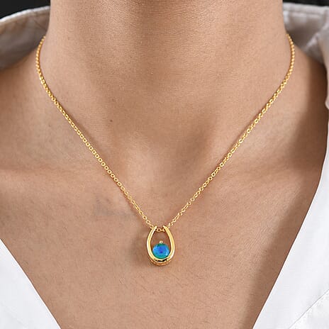 D'Joy - Peacock Triplet Quartz Solitaire Pendant in Yellow Gold Plated Sterling Silver with Chain (Size 20) 1.50 Ct.