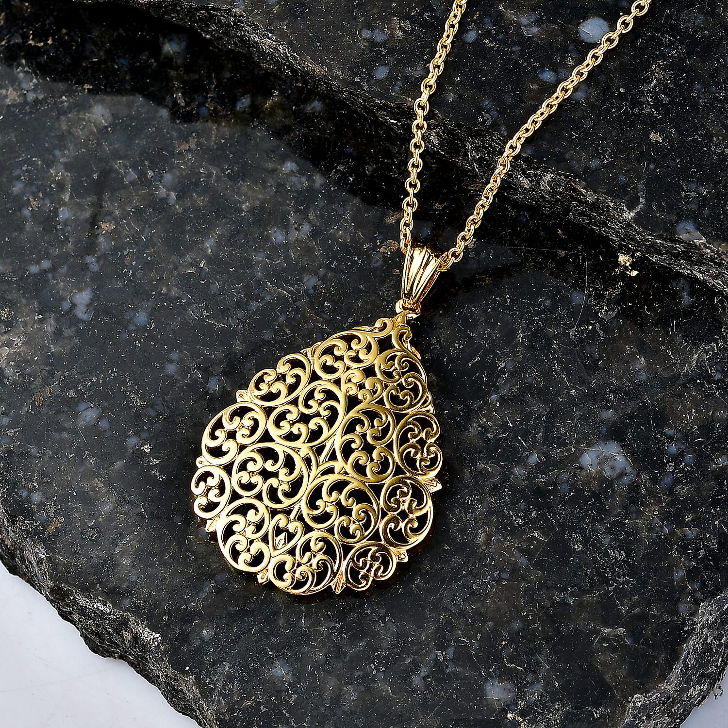 EverTrue - Pendant with Chain (Size 20) in Yellow Gold Tone