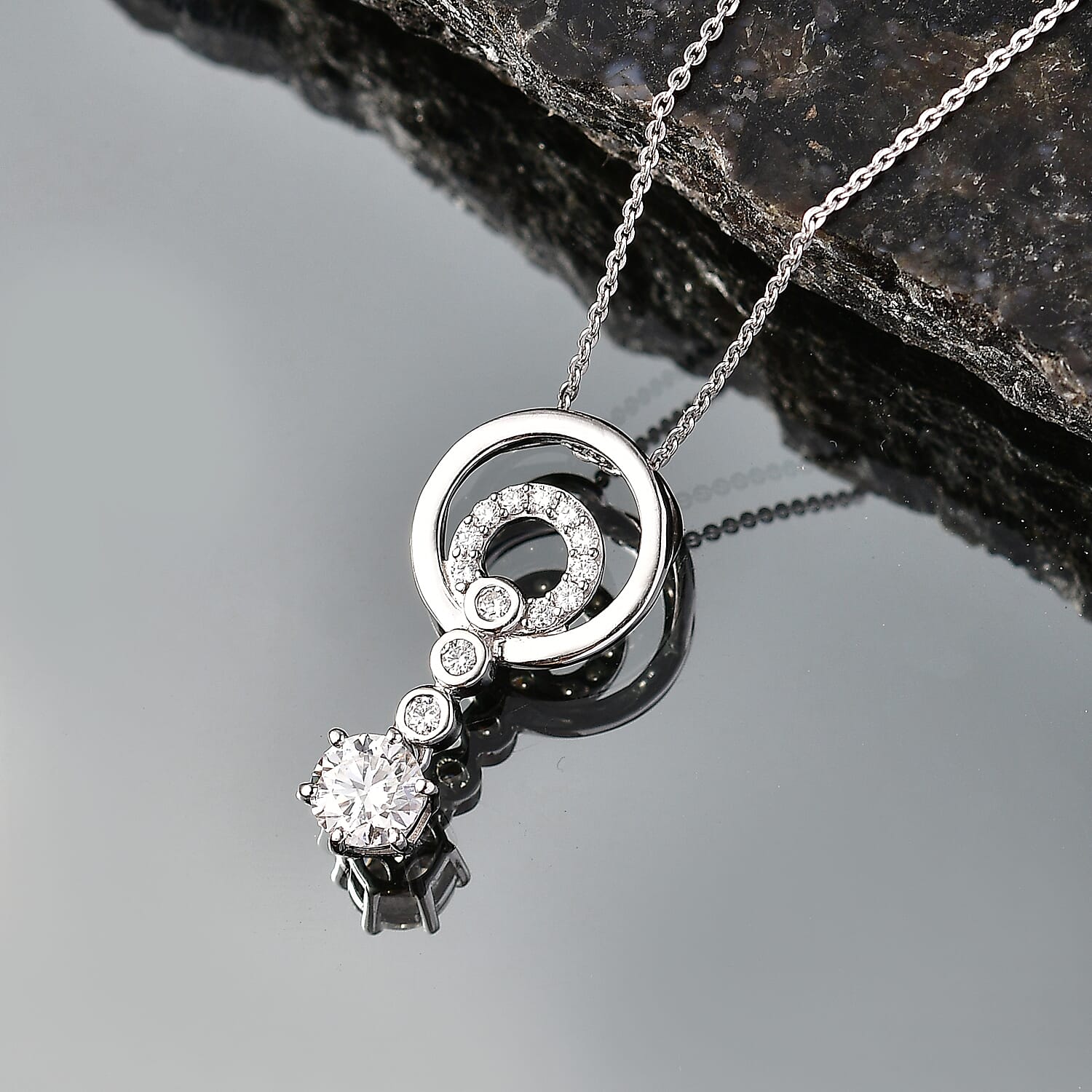 D'Joy - Moissanite Drop Pendant with Chain (Size 20) in Platinum Overlay Sterling Silver 1.07 Ct