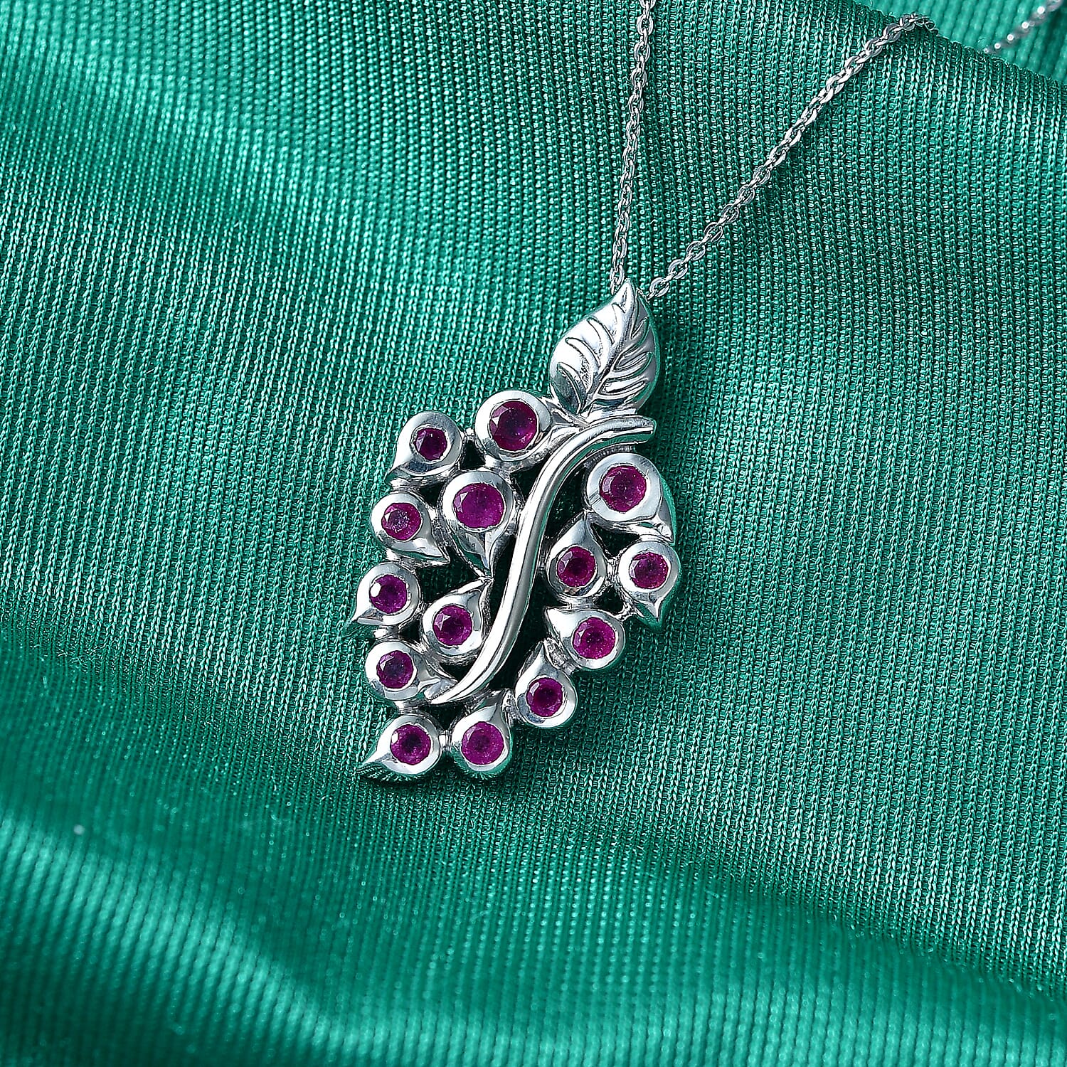 GP - African Ruby & Blue Sapphire Pendant with Chain (Size 20) in Rhodium Overlay Sterling Silver 1.61 Ct.