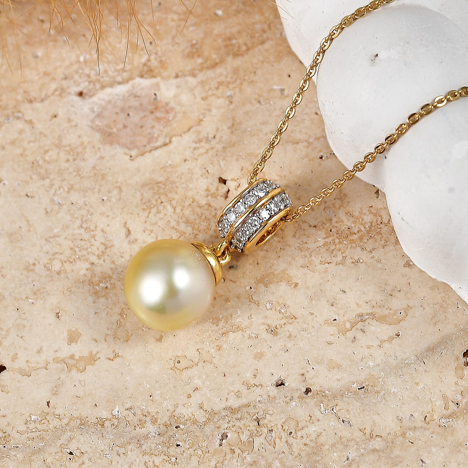 Luxuriant - Golden South Sea Pearl & Lab Grown Diamond (SI-G-H) Pendant with Chain (Size 20) in 18K Vermeil Yellow Gold Plated Sterling Silver 7.76 Ct.