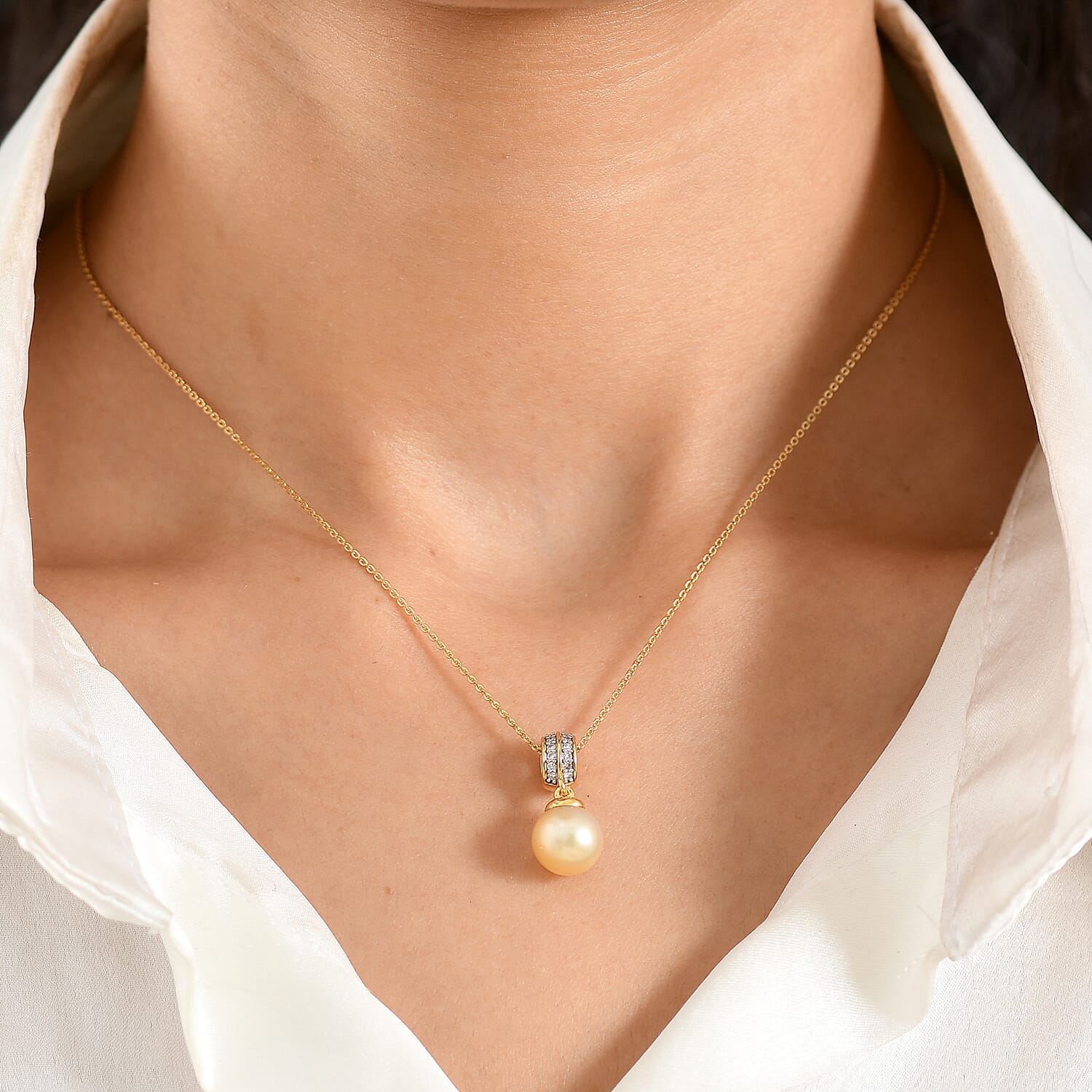 Luxuriant - Golden South Sea Pearl & Lab Grown Diamond (SI-G-H) Drop Pendant with Chain (Size 20) in 18K Vermeil Yellow Gold Plated Sterling Silver 7.76 Ct.