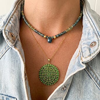 https://tjcuk.sirv.com/Products/44/7/4475946/D-Joy-Natural-Chrome-Diopside-Floral-Cluster-Pendant-with-Chain-Size-2_4475946_2.jpg?w=342&h=342