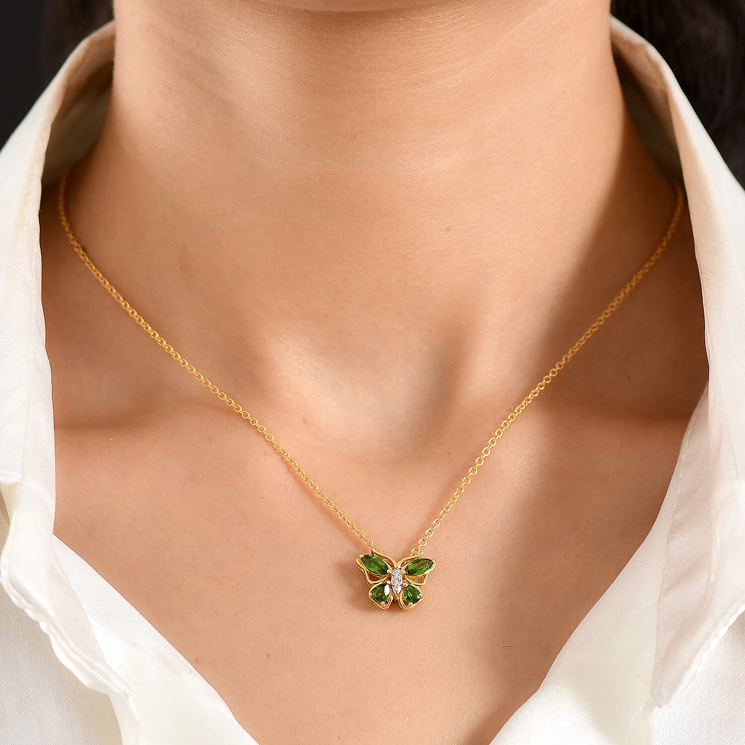 D'Joy - Natural Chrome Diopside & White Zircon Butterfly Pendant with Chain (Size 20) 0.95 Ct.
