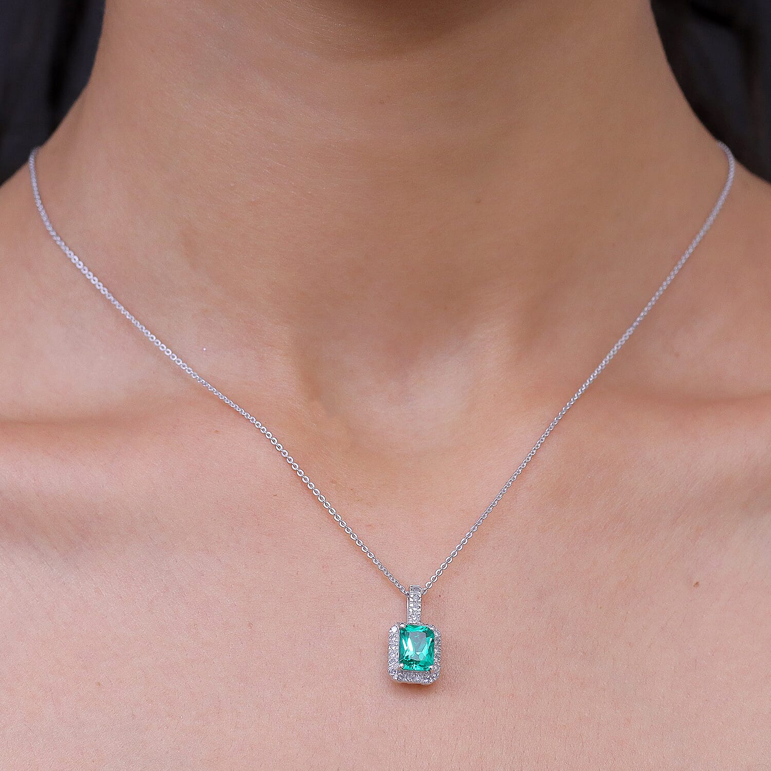 Luxuriant - AAA Lab Grown Columbian Emerald & Lab Grown Diamond (SI-G-H) Halo Pendant with Chain (Size 20) in Rhodium Overlay Sterling Silver 1.70 Ct.