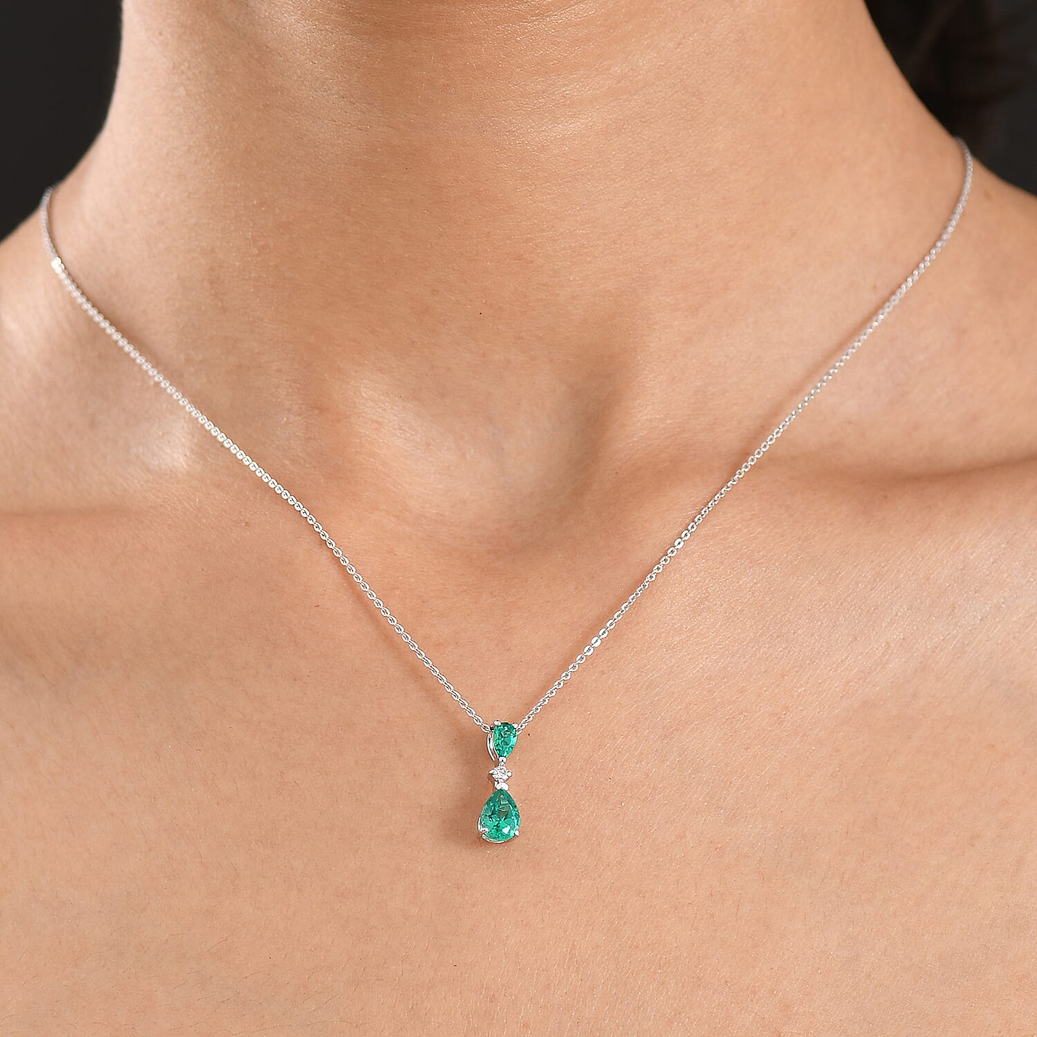 Luxuriant - AAA Lab Grown Columbian Emerald & Lab Grown Diamond (SI-G-H) Drop Pendant with Chain (Size 20) in Rhodium Overlay Sterling Silver 0.90 Ct.
