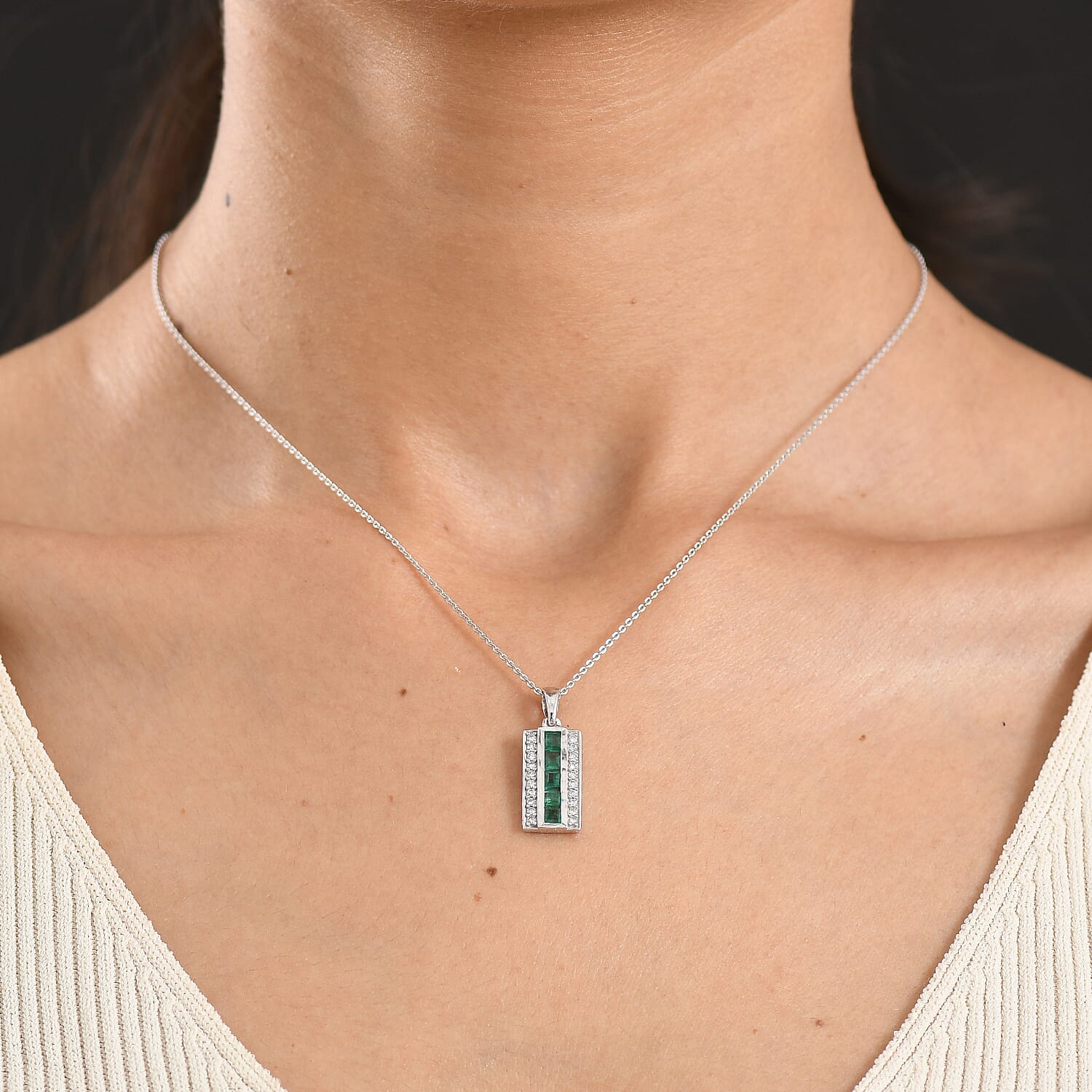 Luxuriant - AAA Gemfields Zambian Emerald & Lab Grown Diamond (SI-G-H) Pendant with Chain (Size 20) in Rhodium Overlay Sterling Silver