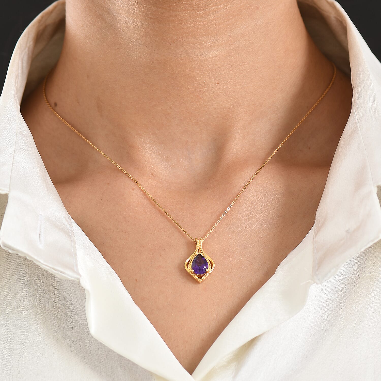 D'Joy - AAA Zambian Amethyst Pendant with Chain (Size 20) in Yellow Gold Plated Sterling Silver 1.50 Ct.