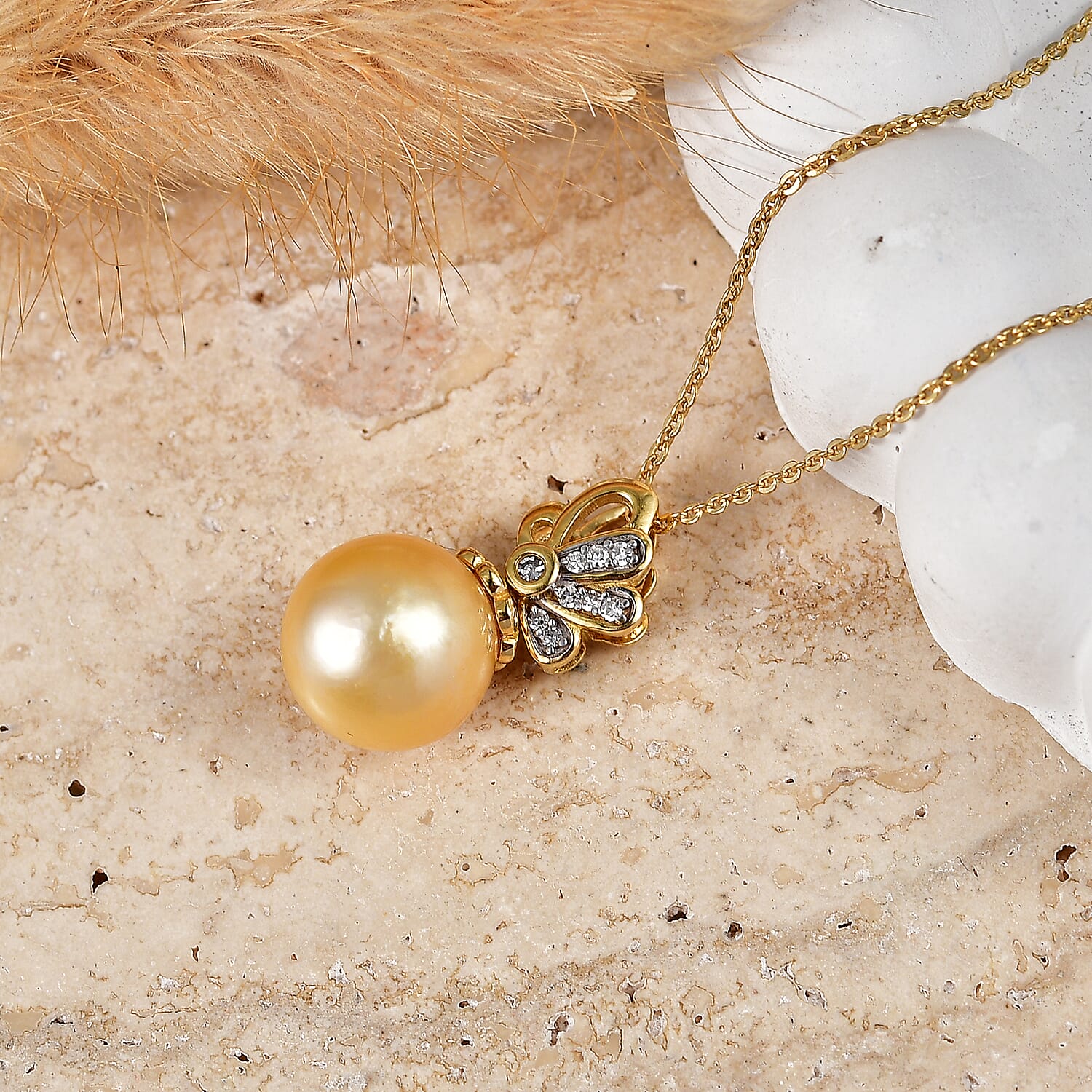 Luxuriant - Golden South Sea Pearl & Lab Grown Diamond (SI-G-H) Drop Pendant with Chain (Size 20) in 18K Vermeil Yellow Gold Plated Sterling Silver 7.80 Ct.
