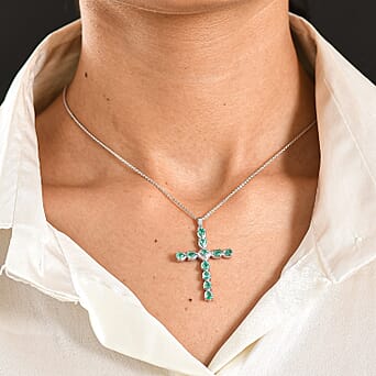 https://tjcuk.sirv.com/Products/44/7/4478864/Luxuriant-Zambian-Emerald-Lab-Grown-Diamond-SI-G-H-Pendant-with-Chain-_4478864_1.jpg?w=342&h=342