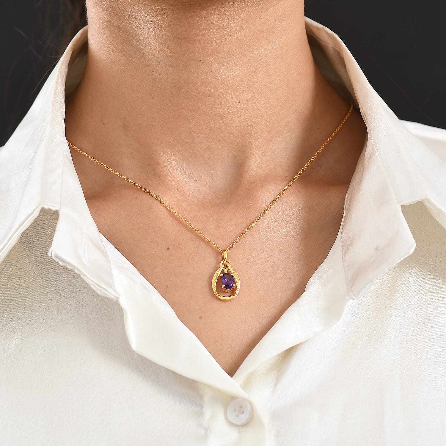 D'Joy - AAA Zambian Amethyst Pendant in Yellow Gold Plated Sterling Silver with Chain (Size 20) 1.14 Ct.