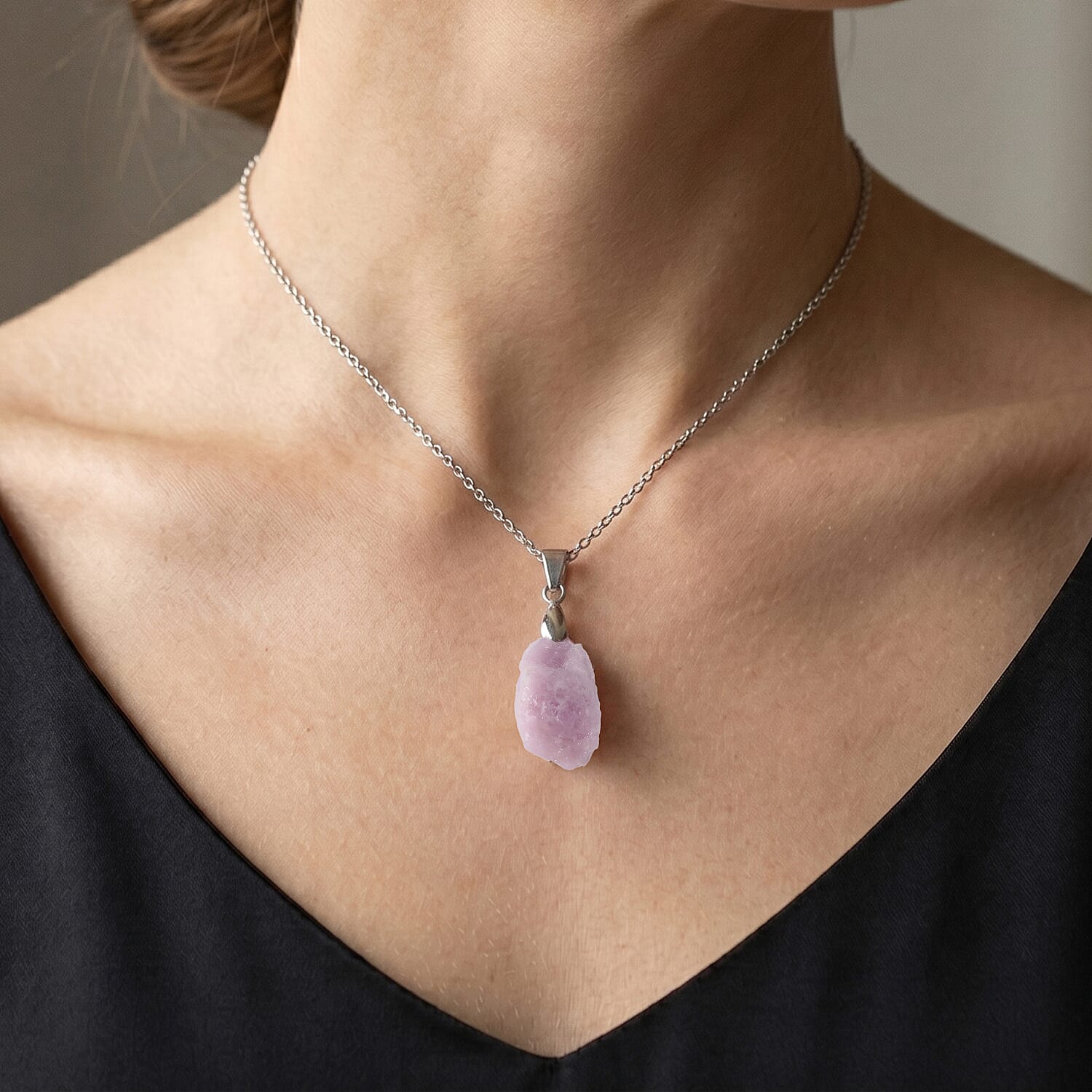 Kunzite Pendant with Chain (Size 20) 50.00 Ct.