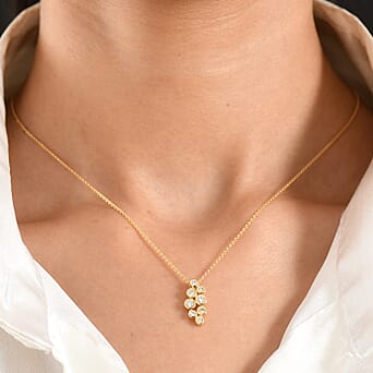 https://tjcuk.sirv.com/Products/44/8/4481683/Luxuriant-Lab-Grown-Diamond-SI-G-H-Pendant-with-Chain-Size-20-in-18K-V_4481683_1.jpg?w=342&h=342