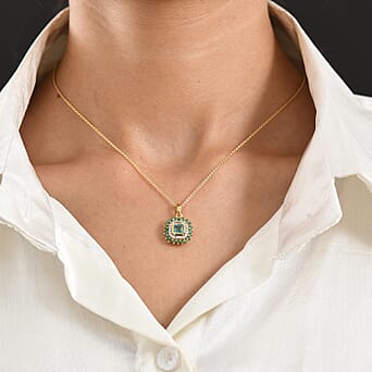 https://tjcuk.sirv.com/Products/44/8/4481797/Luxuriant-AAA-Zambian-Emerald-Lab-Grown-Diamond-SI-G-H-Pendant-with-Ch_4481797_1.jpg?w=342&h=342