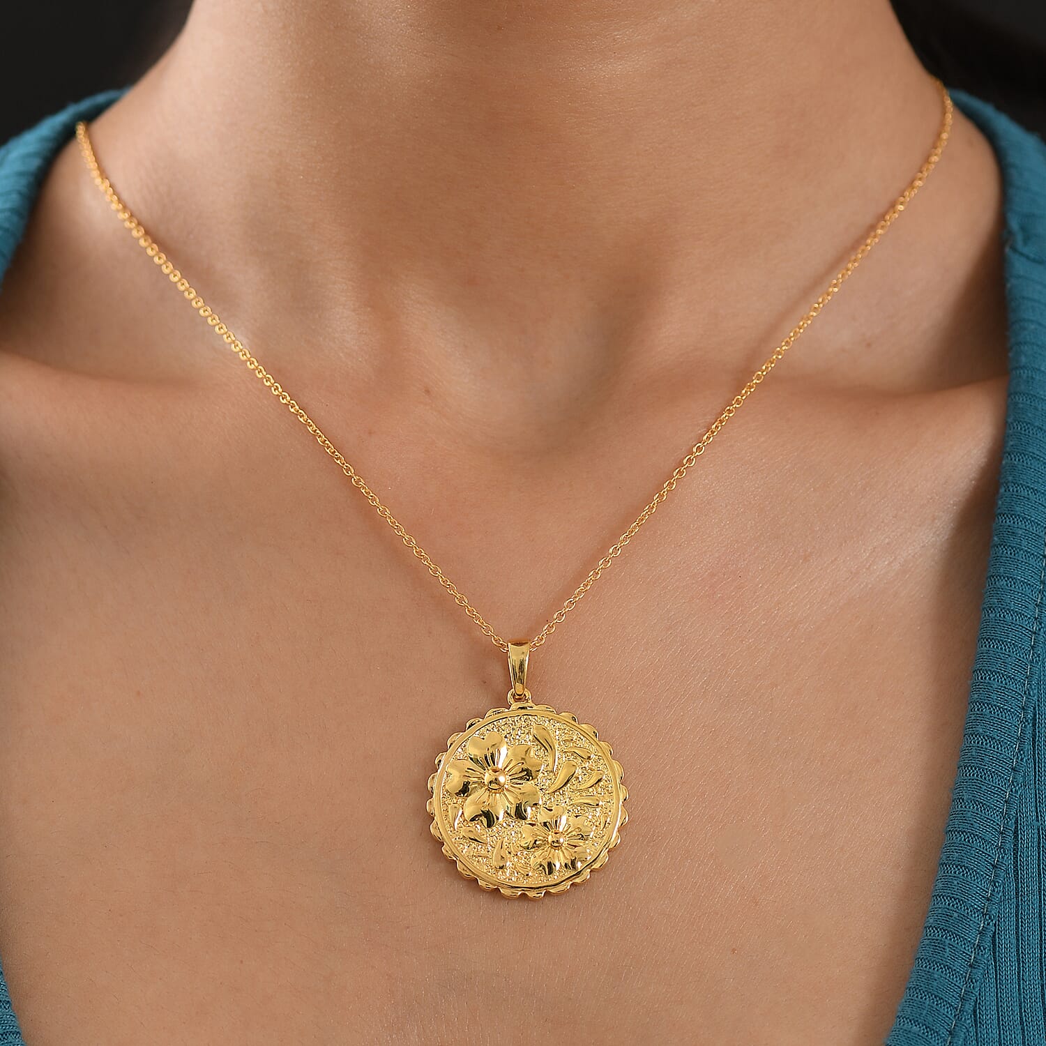 EverTrue Bronzella Collection - Floral Pendant with Chain (Size 20) in 18K Gold Plating