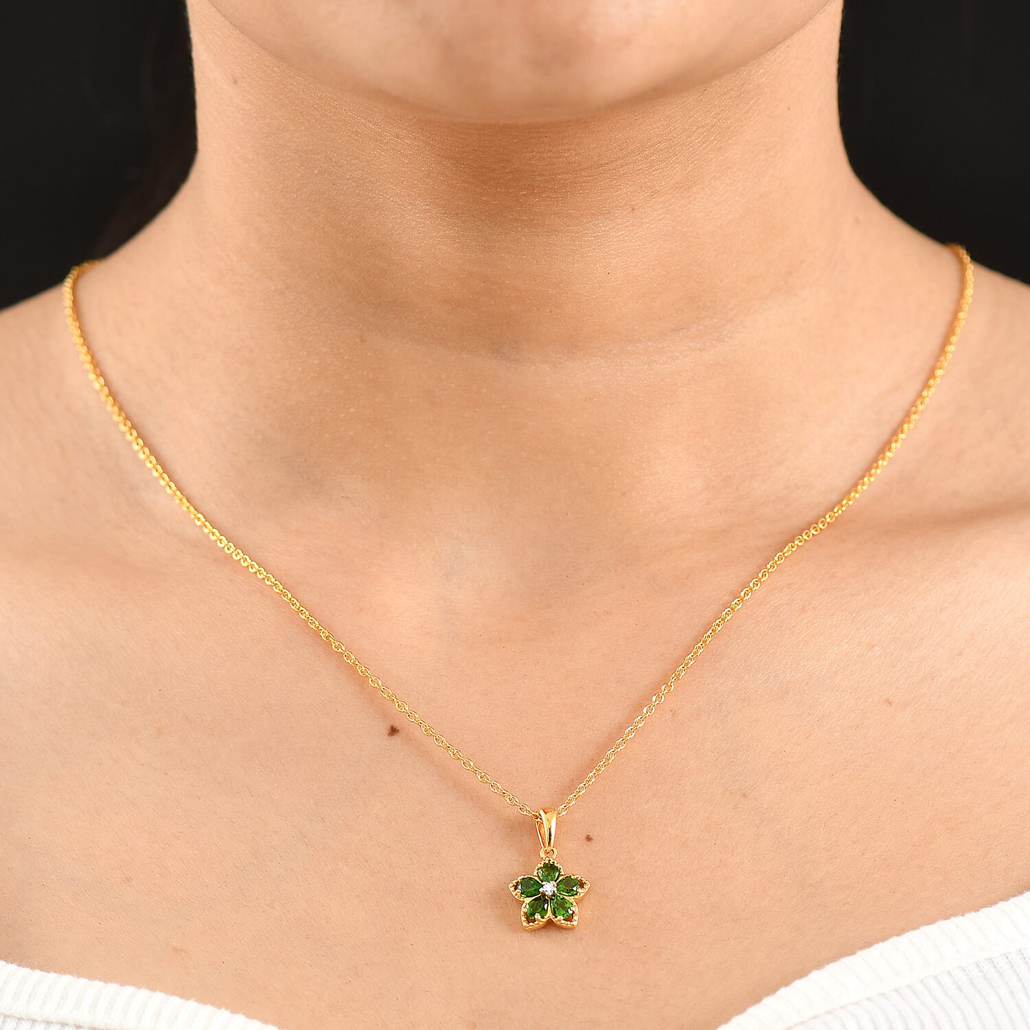 Luxuriant - Natural Chrome Diopside & Lab Grown Diamond (SI-G-H) Floral Drop Pendant in Yellow Gold Plated with Chain (Size 20) 0.85 Ct.