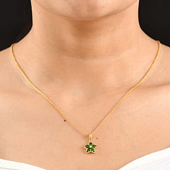 https://tjcuk.sirv.com/Products/44/8/4488486/Luxuriant-Natural-Chrome-Diopside-Lab-Grown-Diamond-SI-G-H-Floral-Drop_4488486_1.jpg?w=342&h=342