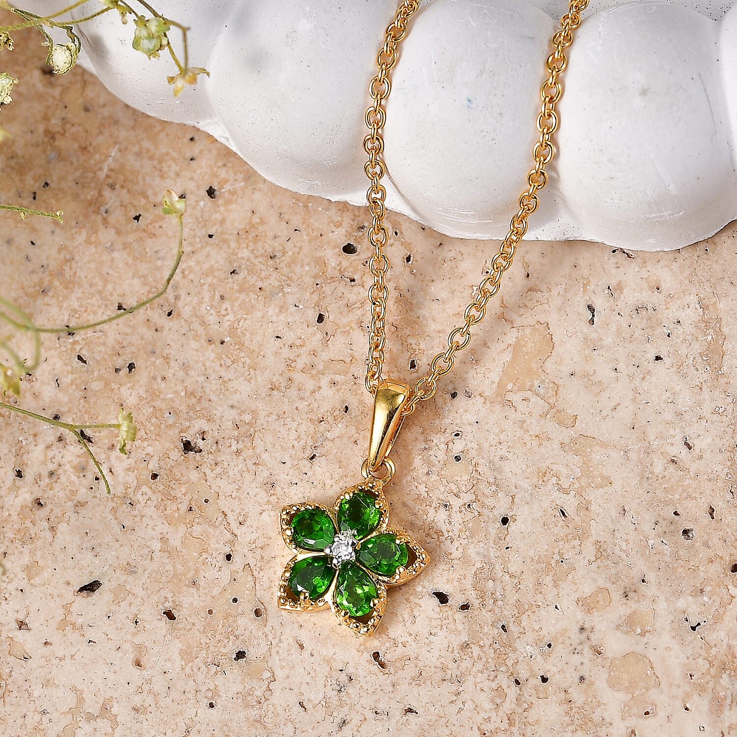 Luxuriant - Natural Chrome Diopside & Lab Grown Diamond (SI-G-H) Floral Drop Pendant in Yellow Gold Plated with Chain (Size 20) 0.85 Ct.