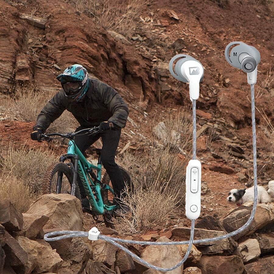 BRAVEN: Flye Sport Bluetooth Earbuds - White