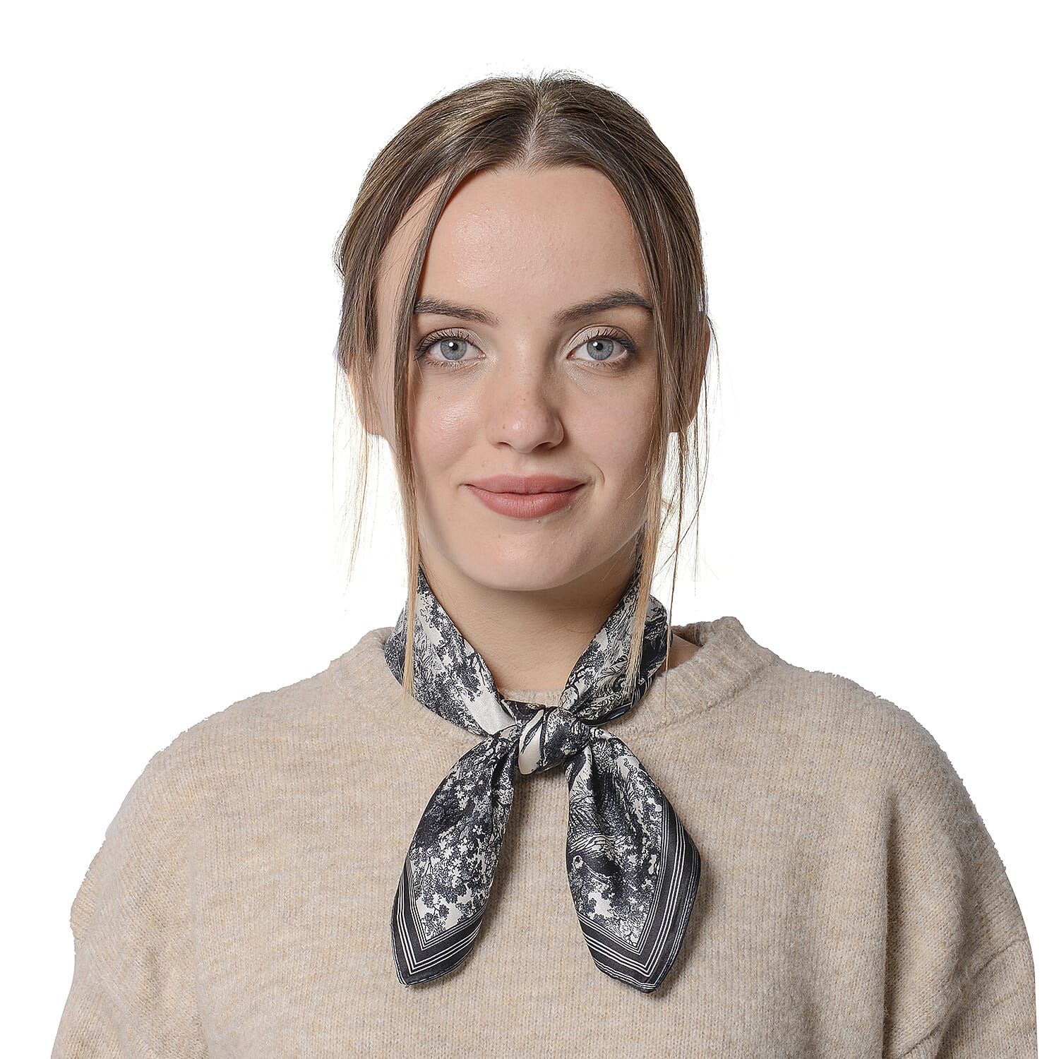 LA MAREY Pure 100% Mulberry Silk Scarf in Safari Print ( LAST CHANCE TO BUY )