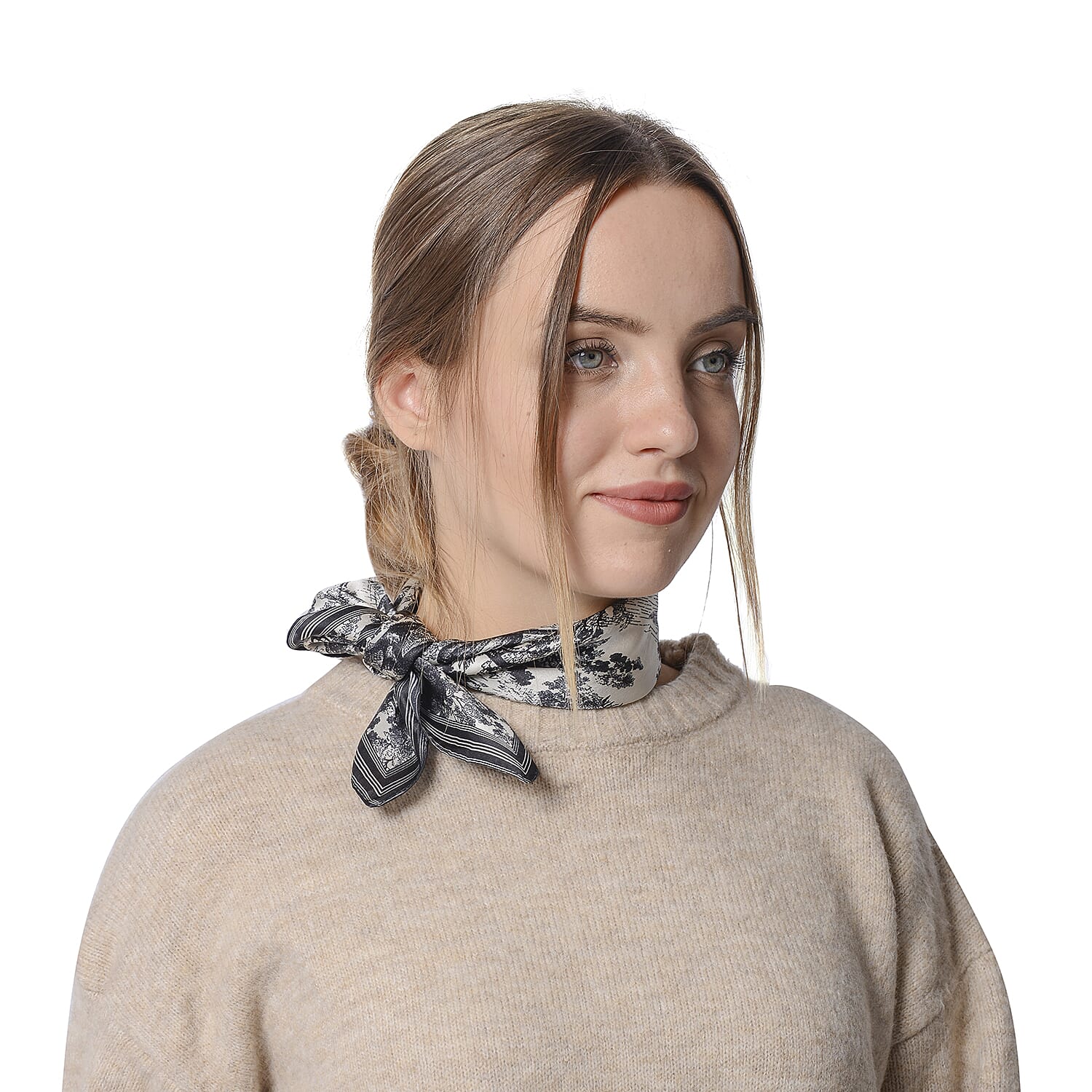 LA MAREY Pure 100% Mulberry Silk Scarf in Safari Print ( LAST CHANCE TO BUY )