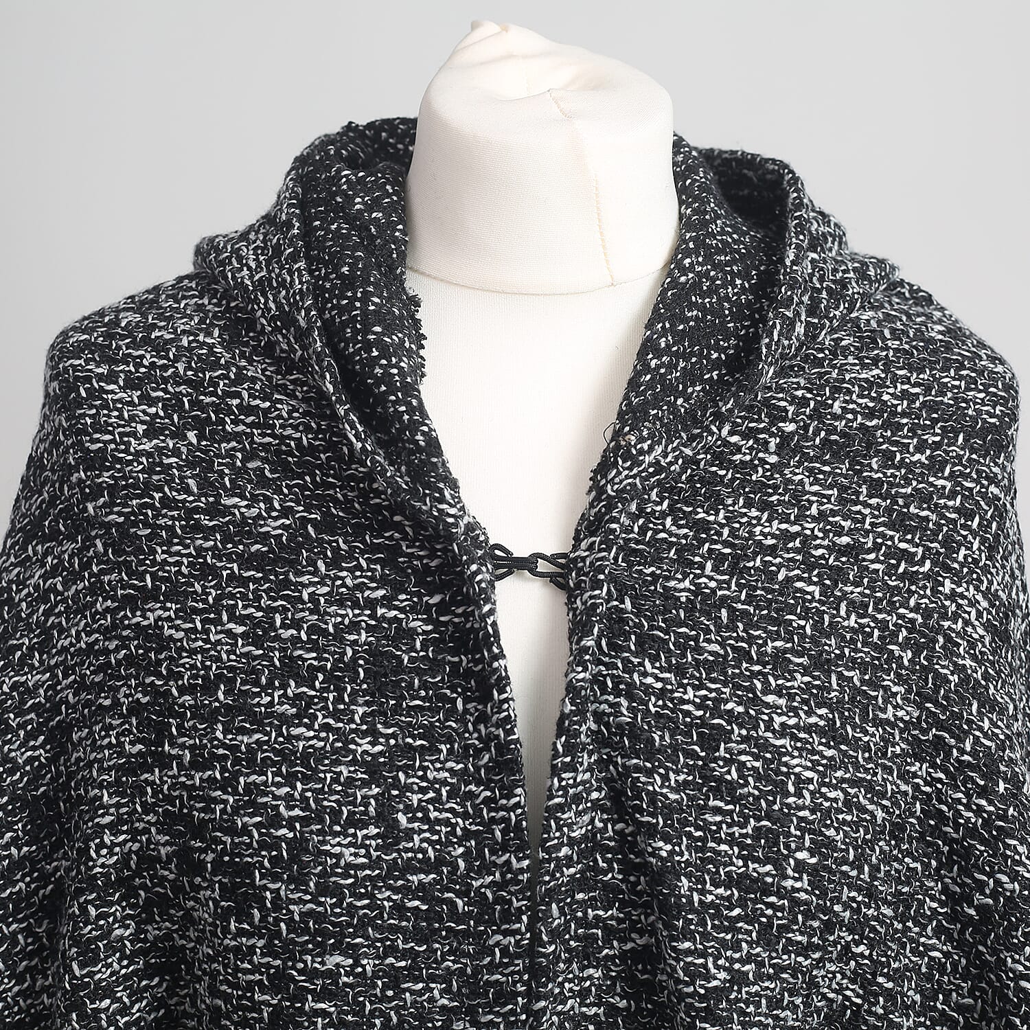 Textured Hooded Poncho with Hook-and-Eye Fastening at Top (Size 100x60cm) - Black and White
