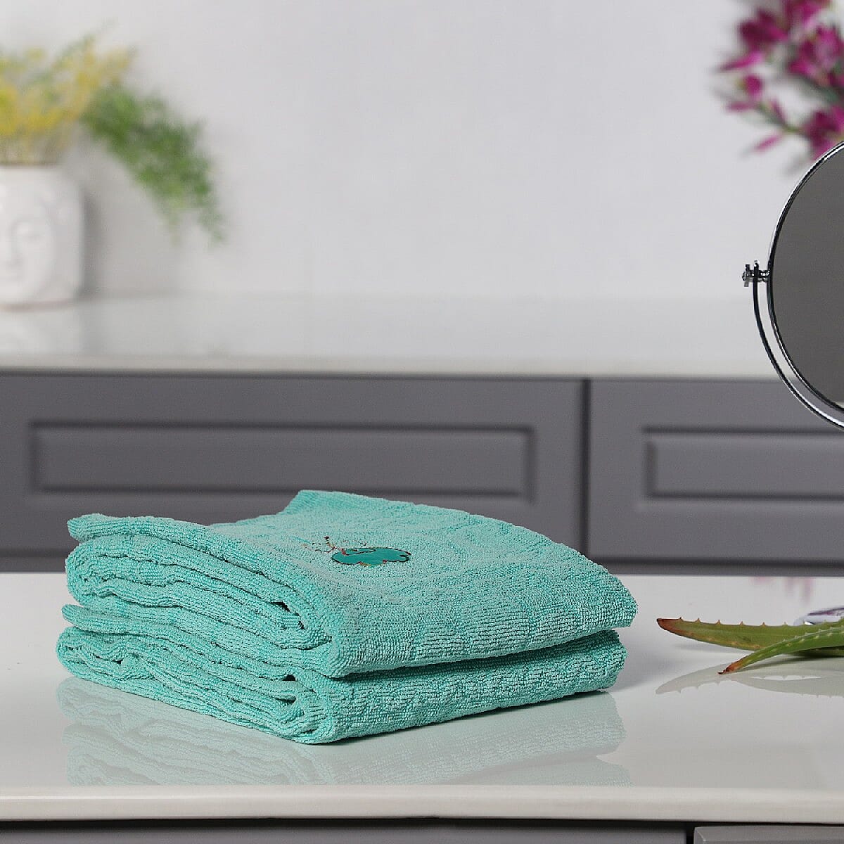 Set of 2 - 100% Cotton Embroidered Terry Bath Towel (Size:130X70 CM cms)- Teal Blue