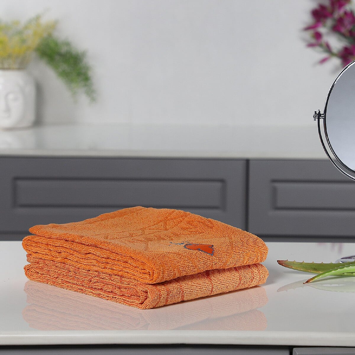 Set of 2 - 100% Cotton Embroidered Terry Bath Towel (Size 130X70 CM)- Orange