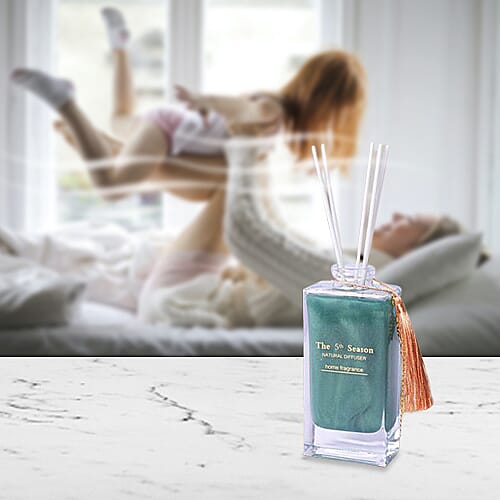 The 5th Season - 150ml Reed Diffuser Air Freshener in Gift Box with Artificial Flower - Teal Green (Grasse Amorous Fragrance)