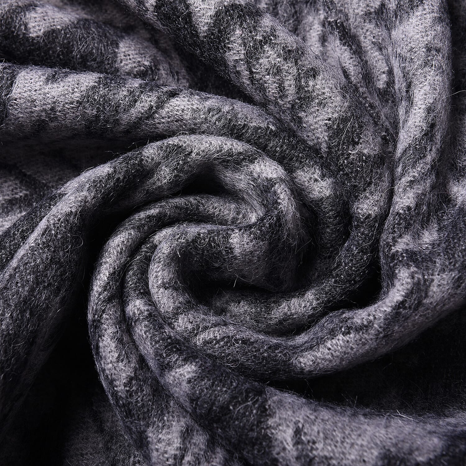 LA MAREY Super Soft 100% Lambswool Leaves Pattern Shawl (Size 180x70cm) - Black and Grey