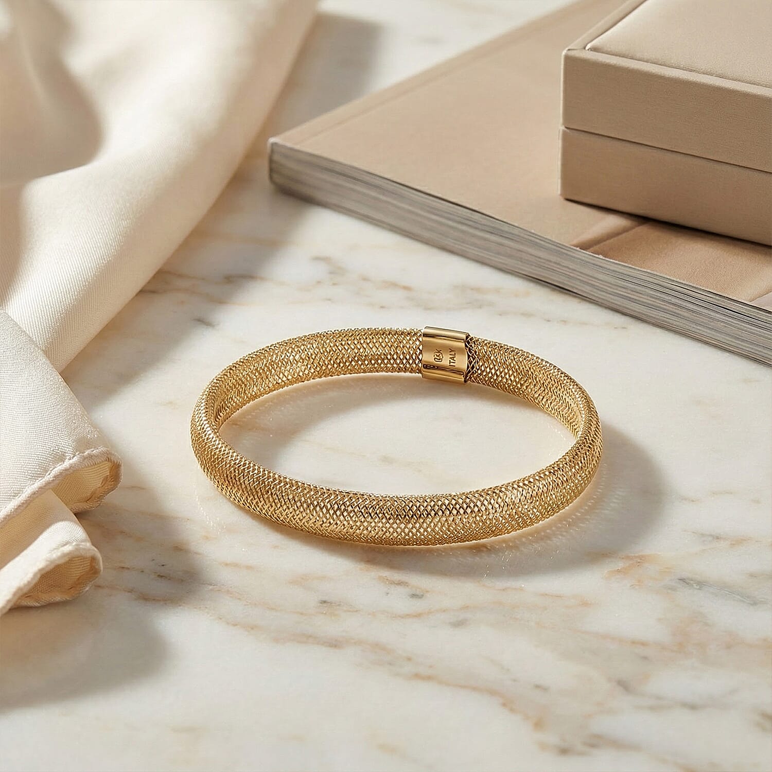 Maestro Collection - Italian Made 9K Yellow Gold Mesh Stretchable Bangle
