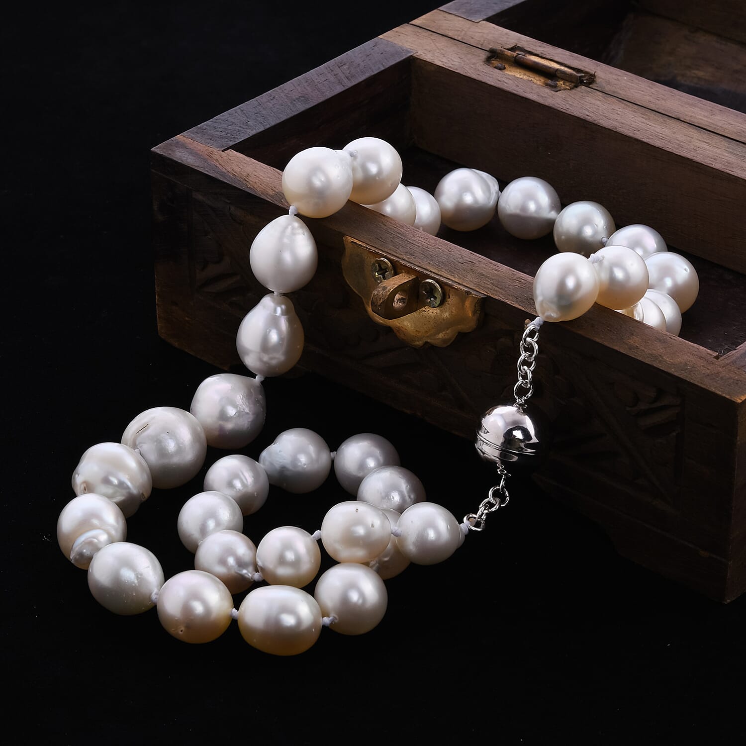 Limited Available- White South Sea Pearl Necklace (Size 20)
