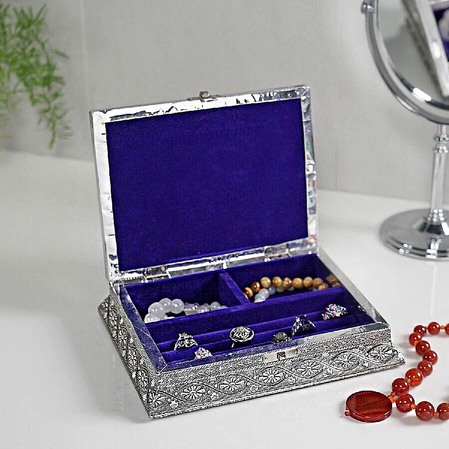 3D Embossed Collection Handcrafted Elephant Oxidised Jewellery Box (Size 23x17.7 Cm) with Blue Velvet Interior