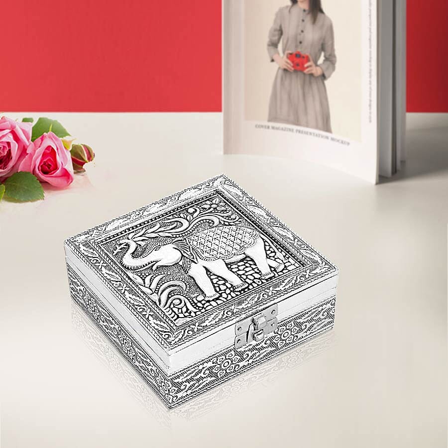 3D Embossed Collection Handcrafted Elephant Oxidised Jewellery Box (Size 12.7x12.7 Cm) with Wine Red Velvet Interior