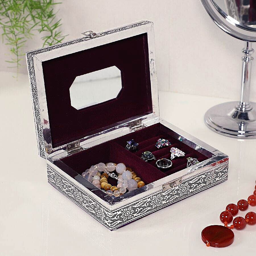 3D Embossed Collection Handcrafted Flower Oxidised Jewellery Box (Size 19x14cm)