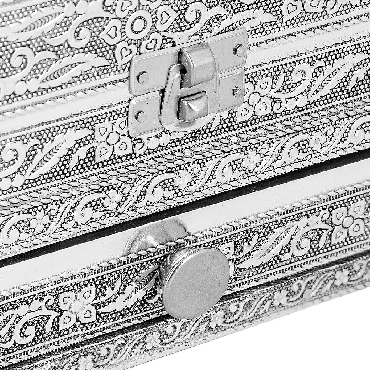 3D Embossed Collection Handcrafted Peacock Design Oxidised Jewellery Box with Drawer Chest (Size 22.8x15.2cm)