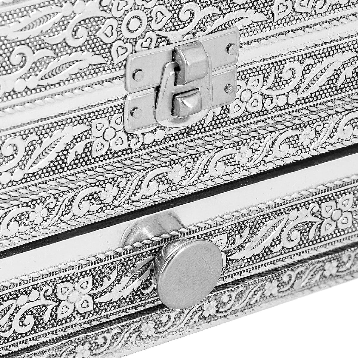 3D Embossed Collection Handcrafted Elephant Design Oxidised Jewellery Box with Drawer Chest (Size 22.8x15.2cm)