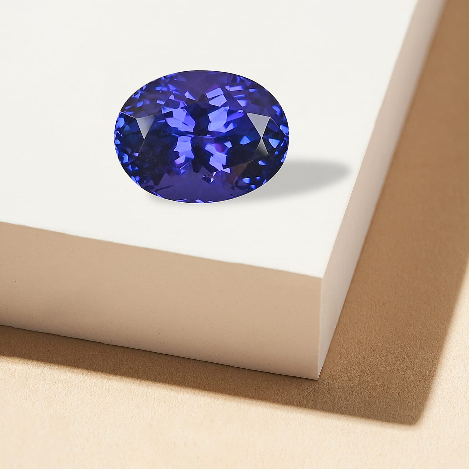 AAAA Tanzanite Oval Faceted (13.10x9.96x7.84mm) 6.95 Ct.