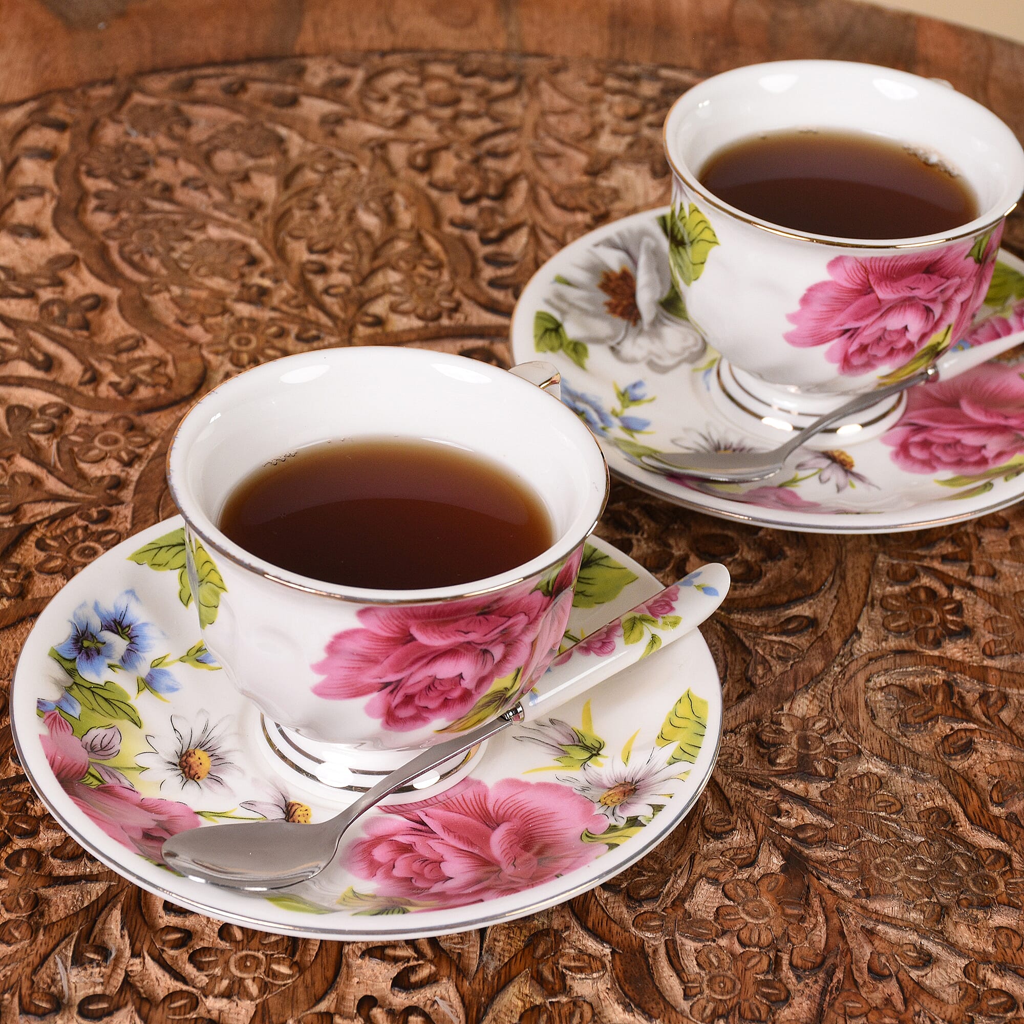 Set of 6 - European Cup Set with Flower Pattern in White and Pink Colour