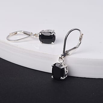 https://tjcuk.sirv.com/Products/60/6/6068107/2.18-Ct.-Boi-Ploi-Black-Spinel-Solitaire-Earrings-in-Rhodium-Plated-St_6068107_2.jpg?w=342&h=342