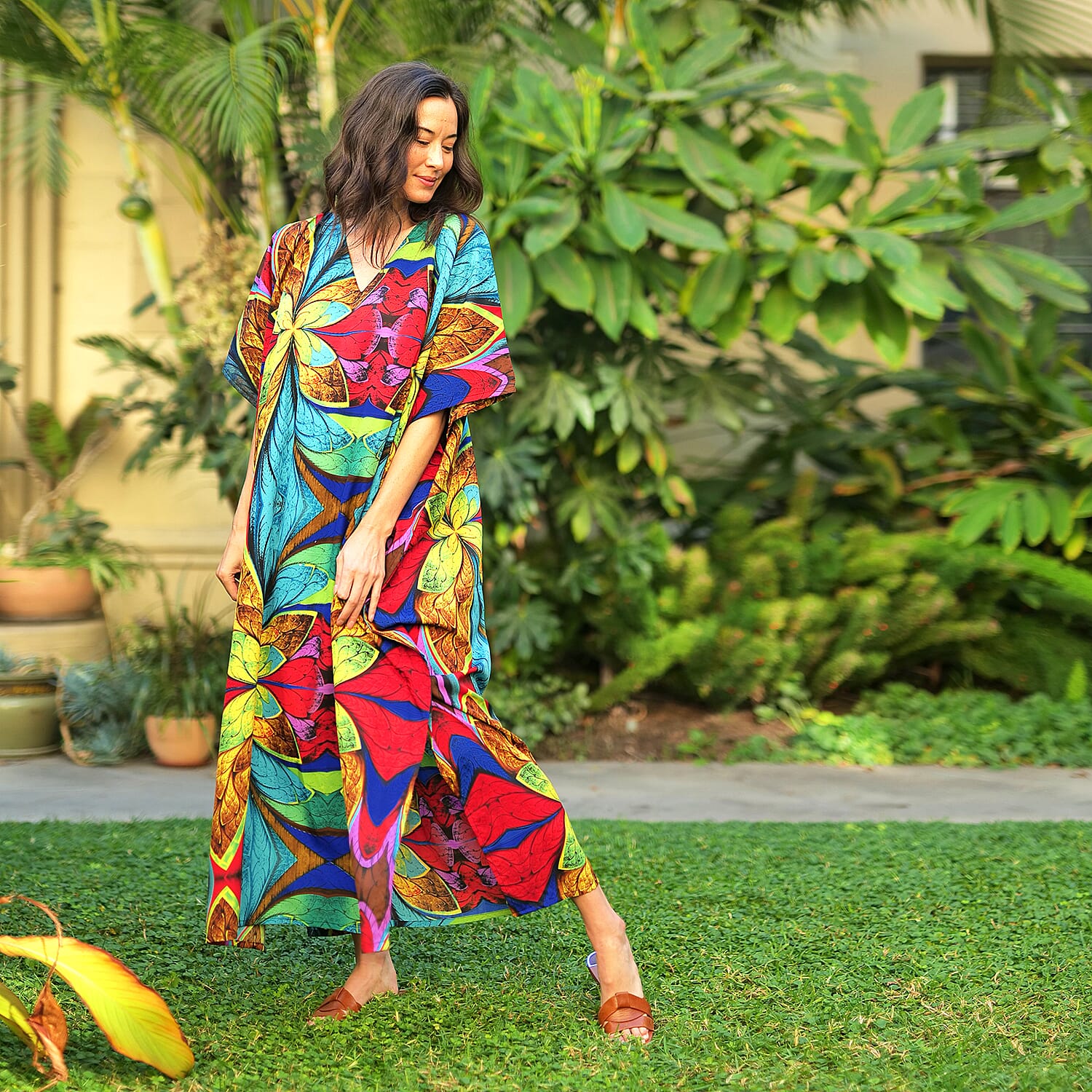 Winlar Multi Colour Floral Pattern Long V-Neck Kaftan (One Size)